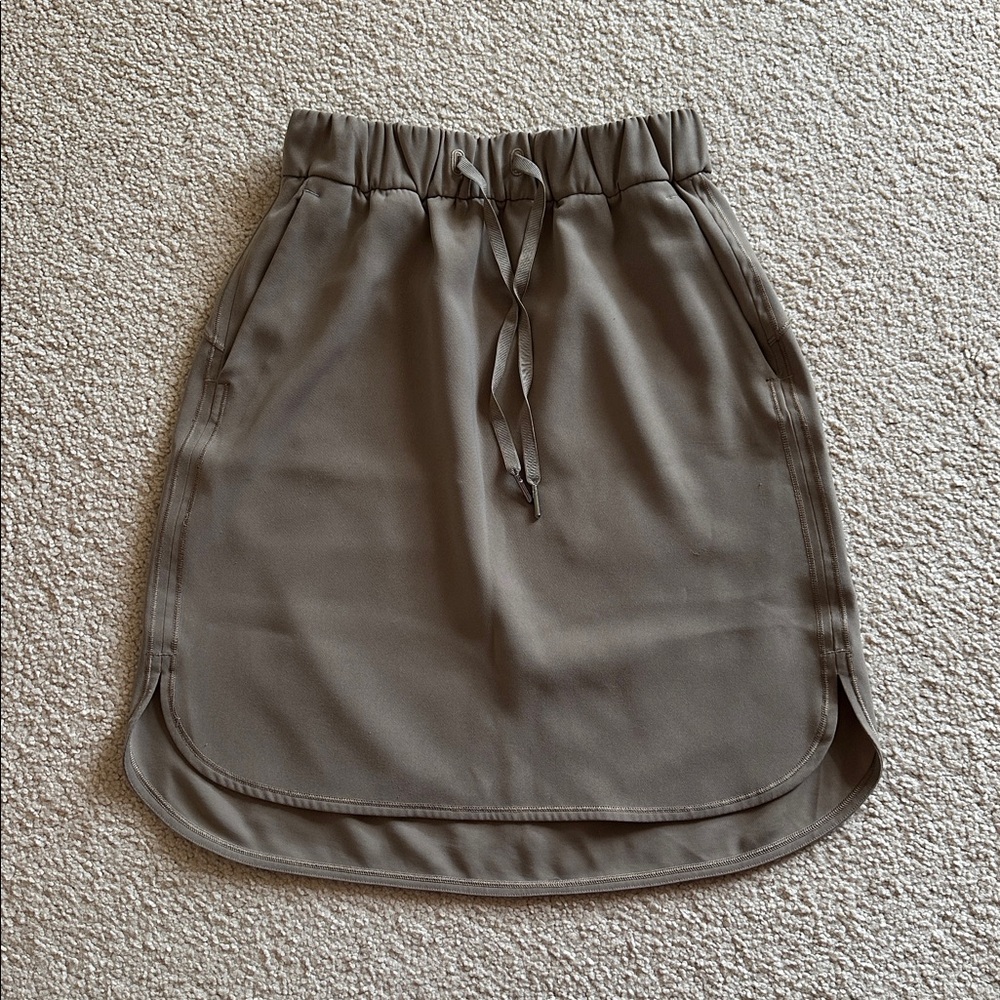Lululemon On the Fly Skirt